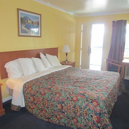 Knights Inn Santa Cruz Bagian luar foto