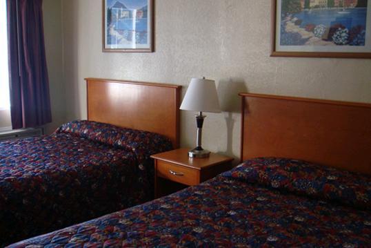 Knights Inn Santa Cruz Ruang foto